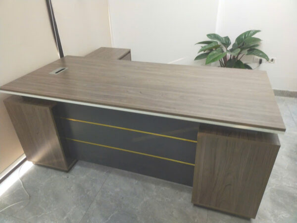 Mẫu Bàn Làm Việc Giám Đốc - BGD12
