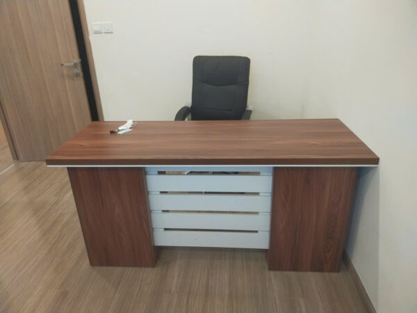 Mẫu Bàn Làm Việc Giám Đốc - BGD14