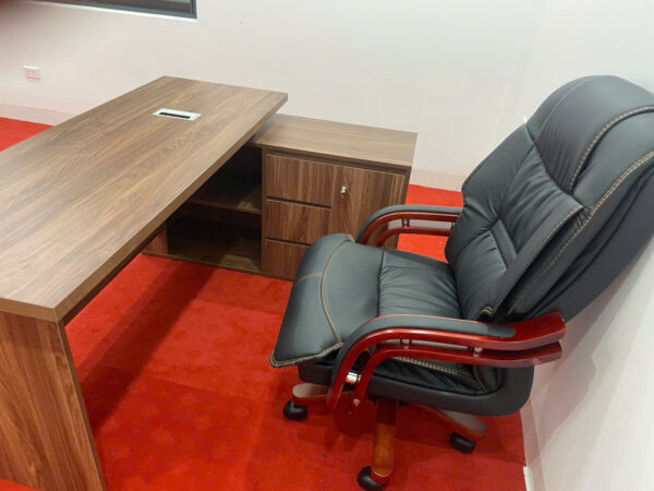 Mẫu Bàn Làm Việc Giám Đốc - BGD06
