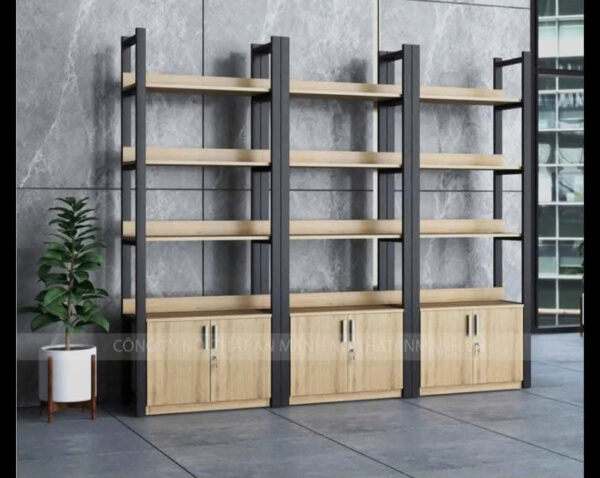 Mẫu Kệ Sắt Trưng Bày - THS16