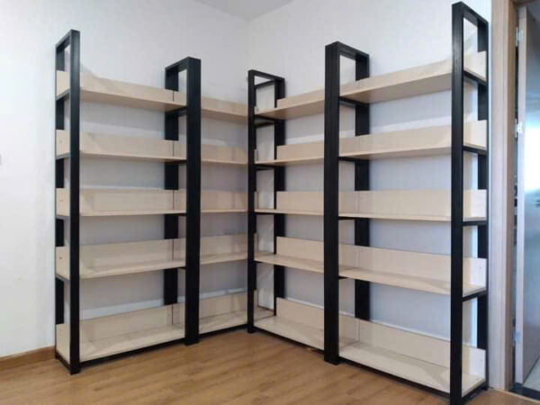 Mẫu Kệ Sắt Trưng Bày - THS03