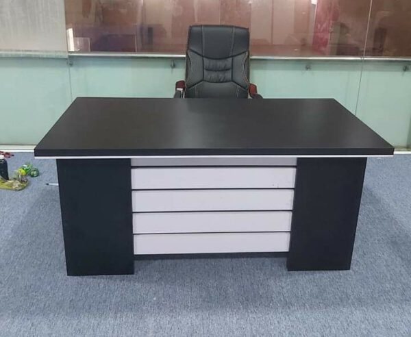 Mẫu Bàn Làm Việc Giám Đốc - BGD21